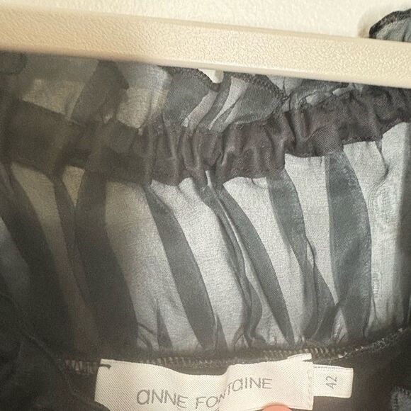 Anne Fontaine Sheer yoke and sleeves with Flare Sleeves Top - Picture 3 of 4